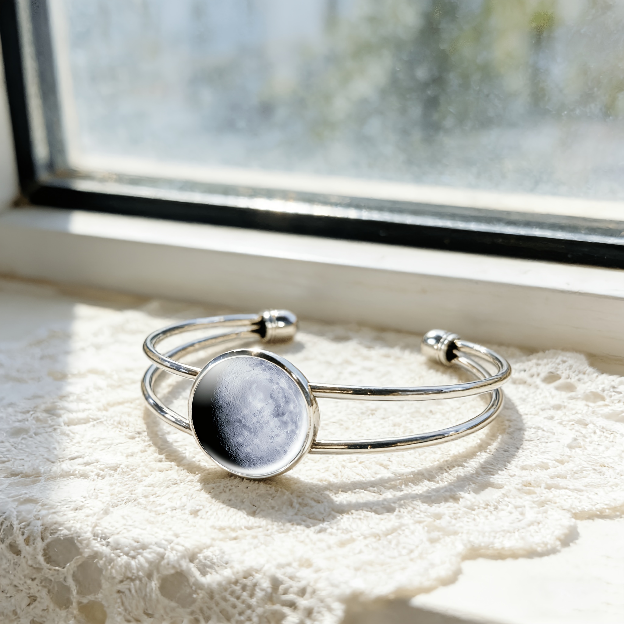 Adjustable Open Bangle with Round Time Gem Inlay, Classic Design